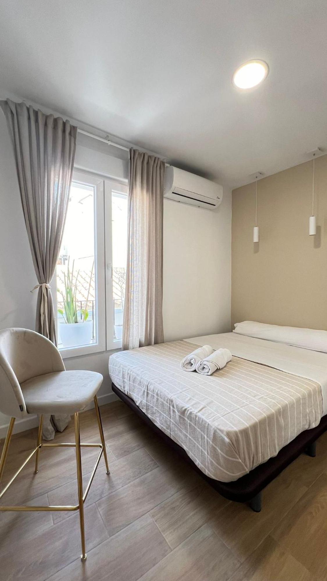 Hermosos Apartamentos En Pleno Centro Гранада Екстериор снимка