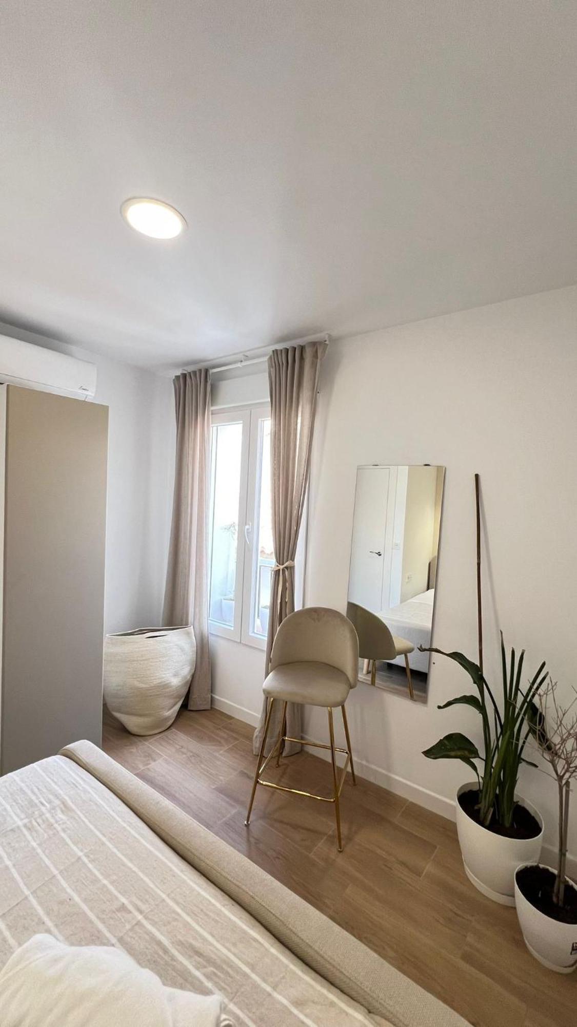 Hermosos Apartamentos En Pleno Centro Гранада Екстериор снимка