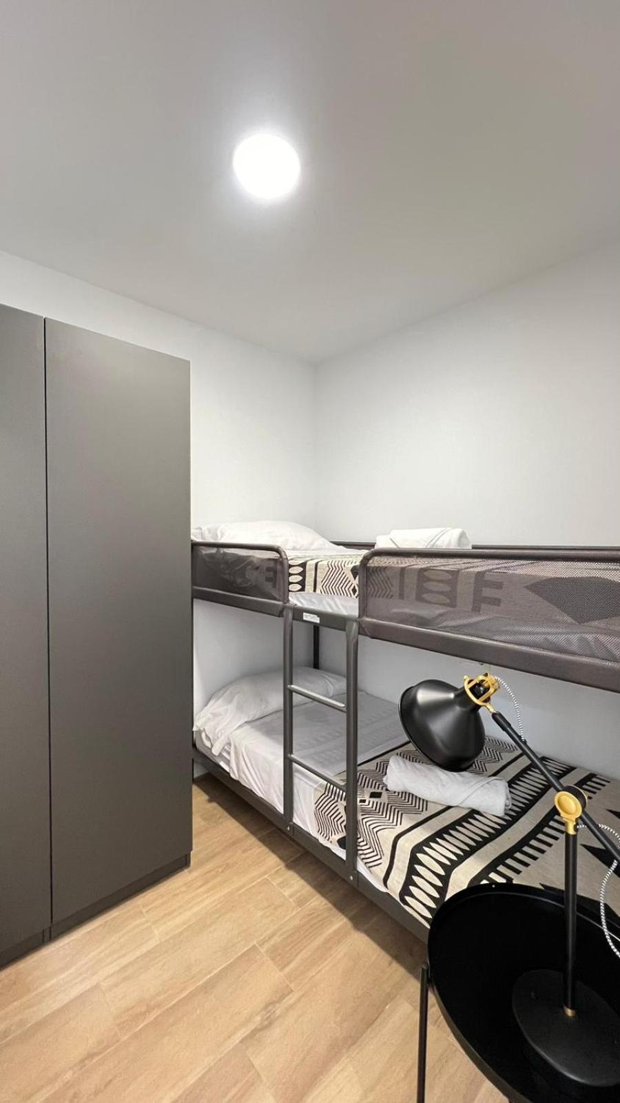 Hermosos Apartamentos En Pleno Centro Гранада Екстериор снимка